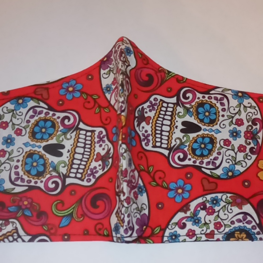 Skulls Reversible Face Mask - Picture 2 of 2